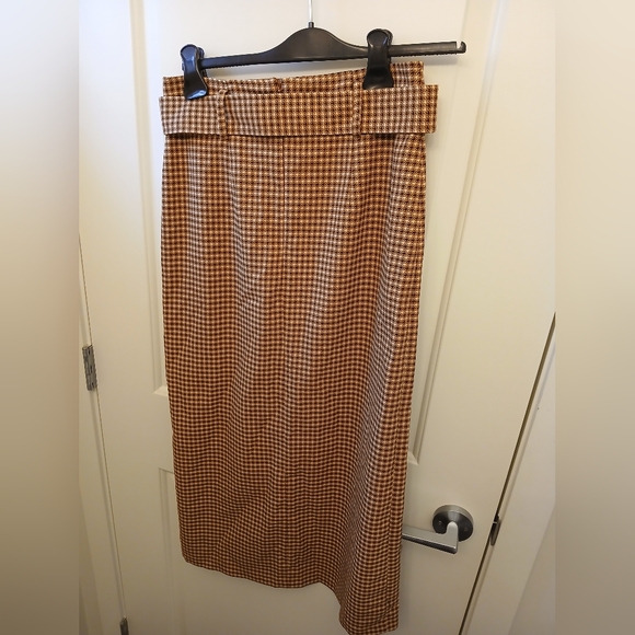 Belted Midi/Maxi Plaid Skirt - Picture 2 of 3